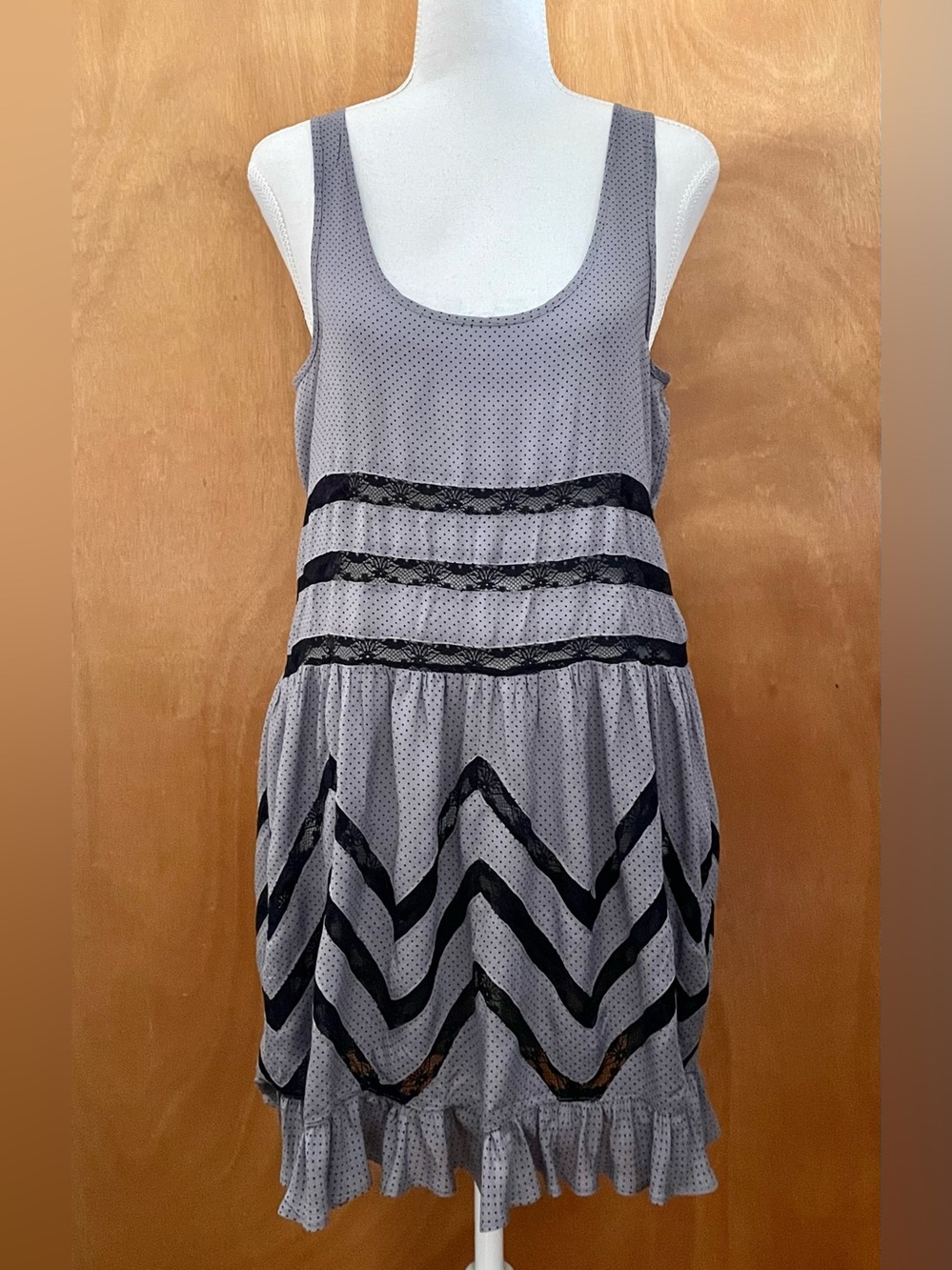Sleeveless Gray Dot Dress with Black Lace Trim. Size XS